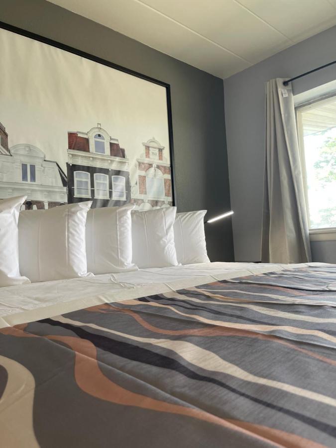 Valued Stay Aloha Madison Exteriör bild