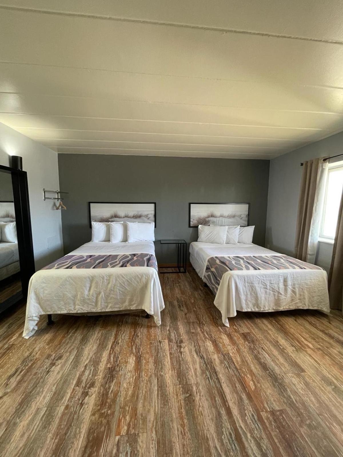 Valued Stay Aloha Madison Exteriör bild